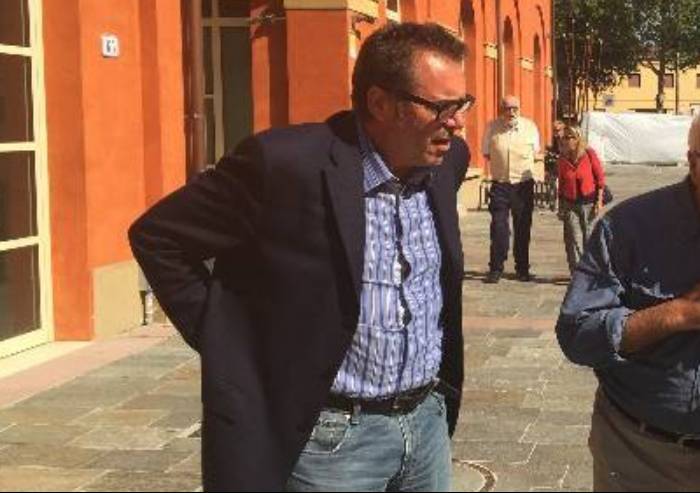 'Cara Lega che stonata lirica... Modena un coro non l'ha mai avuto'