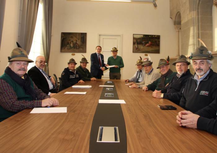 Il sindaco incontra l'associazione Alpini