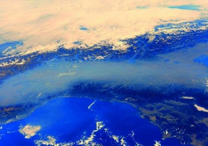 Aria inquinata per i modenesi in regalo da Babbo Natale