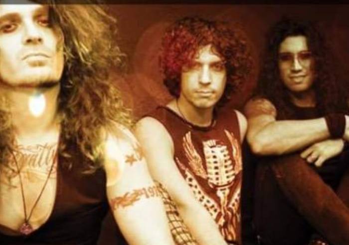 I Dobermann questa sera al Perla Verde di Savignano