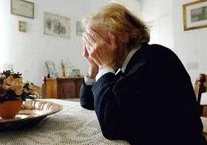 Bomporto: rubano ad anziana 800 euro e l'orologio del marito defunto