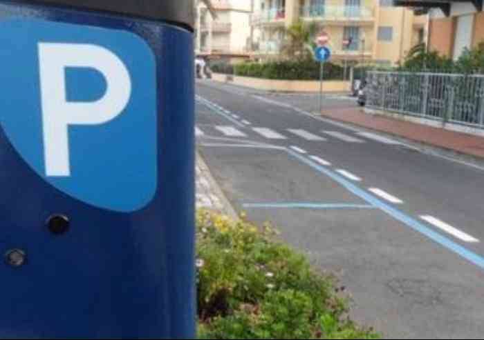 Carpi, due cooperative sociali raccolgono da oggi i soldi dei parcometri