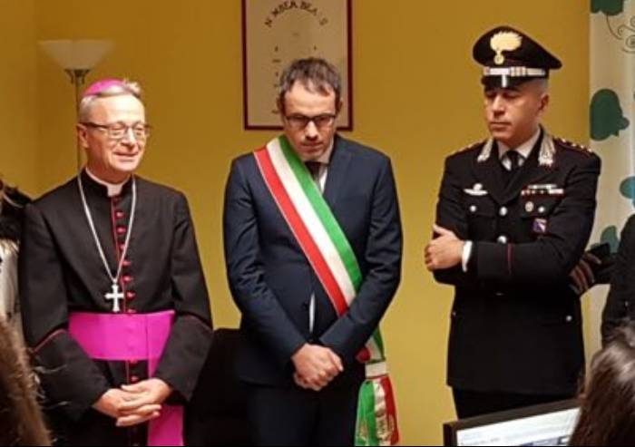 'Indagine a Carpi, se il sindaco è parte lesa allontani gli indagati'
