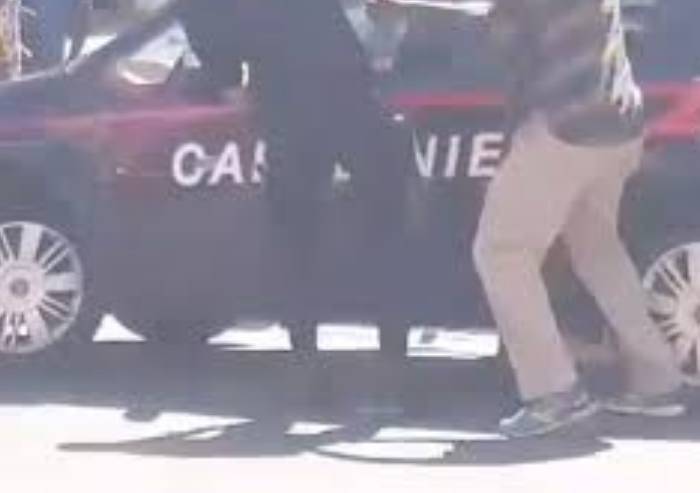 Sassuolo, tredicenne rapinata del telefono che aveva rubato