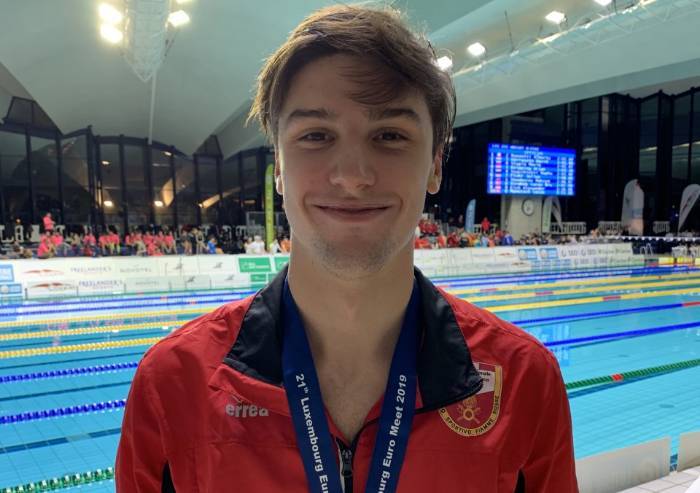 Lorenzo Mora d'argento nei 200 dorso all'Euro Meet di Lussemburgo