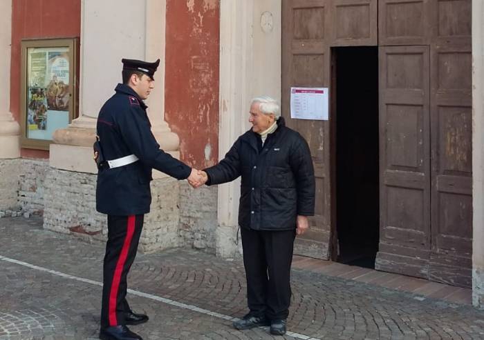 Ruba 1500 euro in chiesa, preso: il parroco ringrazia