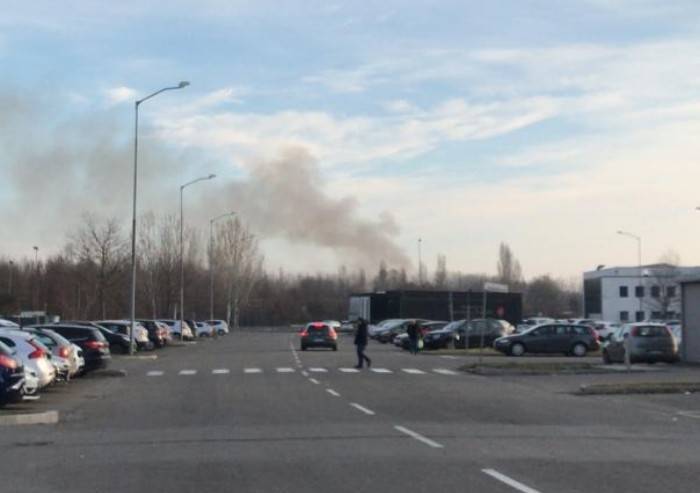 'Incendio deposito stoccaggio Hera, cosa stiamo respirando?'
