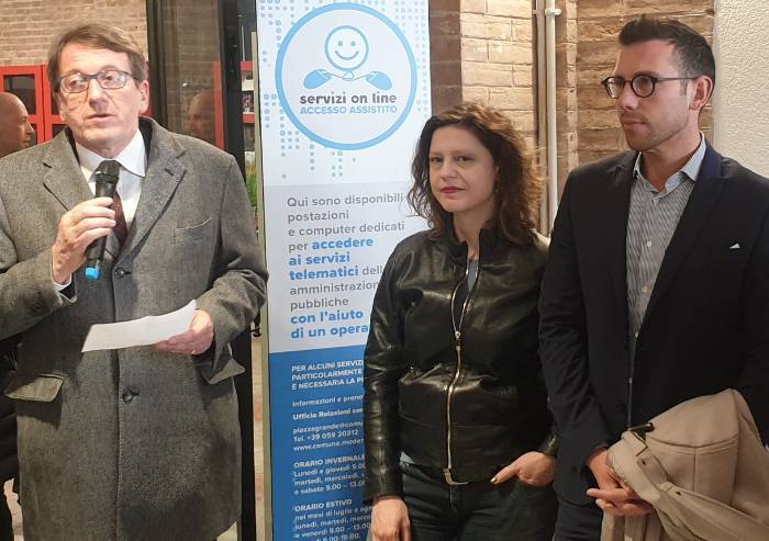 Muzzarelli nel 'centro smart': 'Noi qui abbiamo la testa nel futuro'