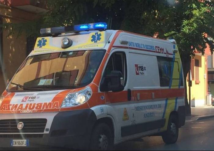 Incidente stradale in via Cerretti, modenese investe 73enne ucraina