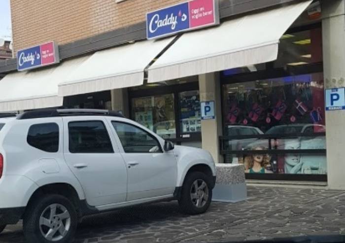 Rapina a mano armata al Caddy's di Maranello