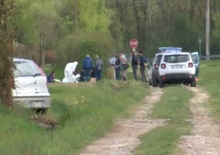 Donna uccisa e gettata nel fosso: macabro ritrovamento in stradello Toni