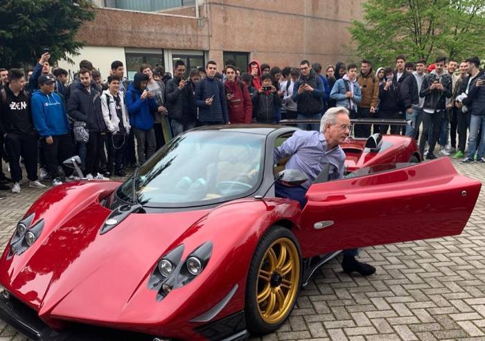 Modena Wheels: Pagani e Forghieri coi ragazzi del Corni