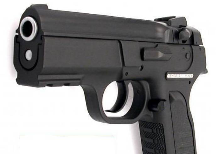 Comune armato: carico di nuove pistole per la Polizia Municipale