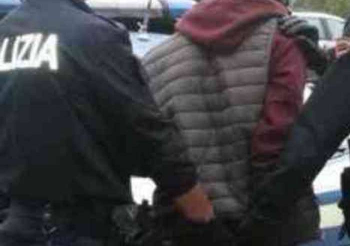 Rapina tabaccheria, poi una farmacia: arrestato dalla Polizia