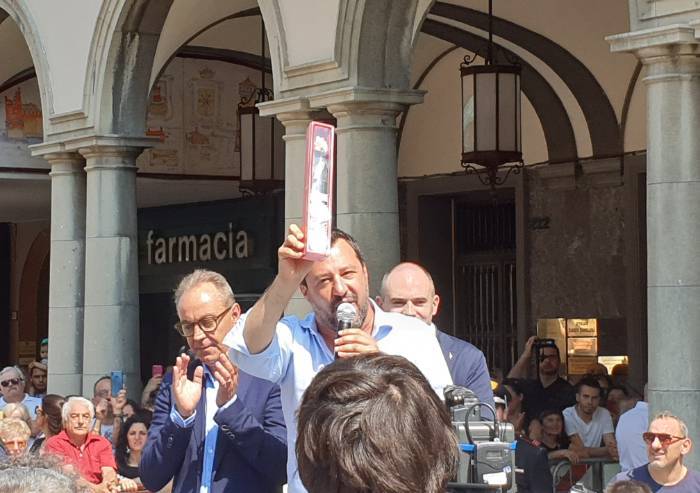Castelfranco, altro Salvini show con la rosa di Santa Rita