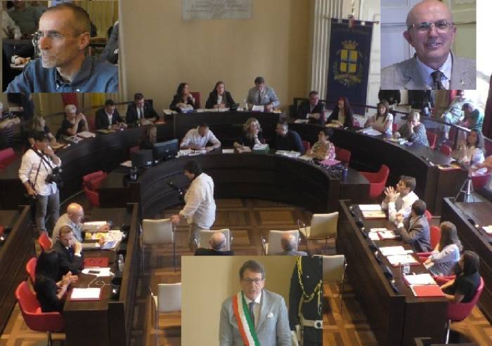 Muzzarelli giura, Consiglio al via, Poggi e Prampolini Presidente e Vice