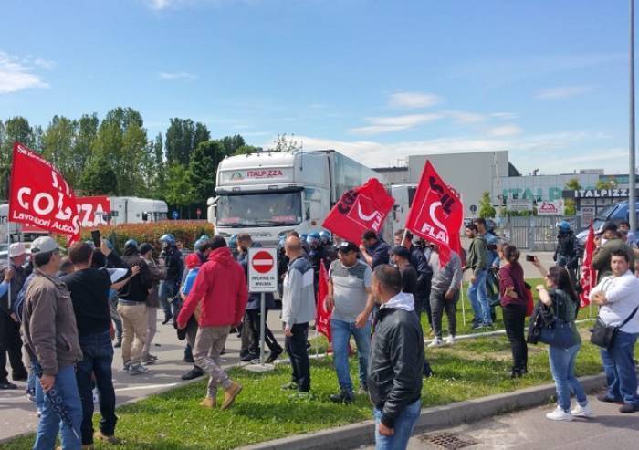 'ItalPizza, no agli attacchi mistificatori del SiCobas contro polizia'