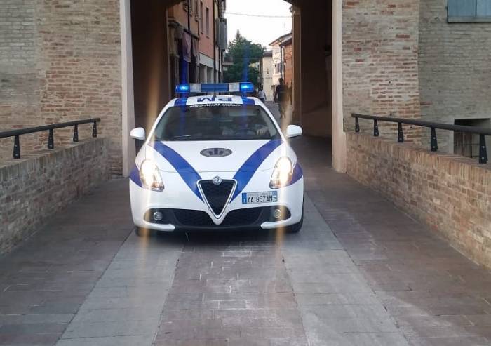 Ruba bici agli assistenti sociali di Soliera: denunciato tunisino