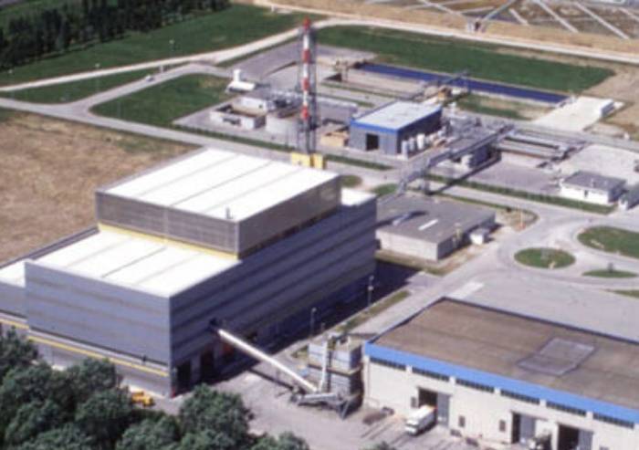 Bonaccini spegne inceneritore di Ravenna, rifiuti negli altri impianti