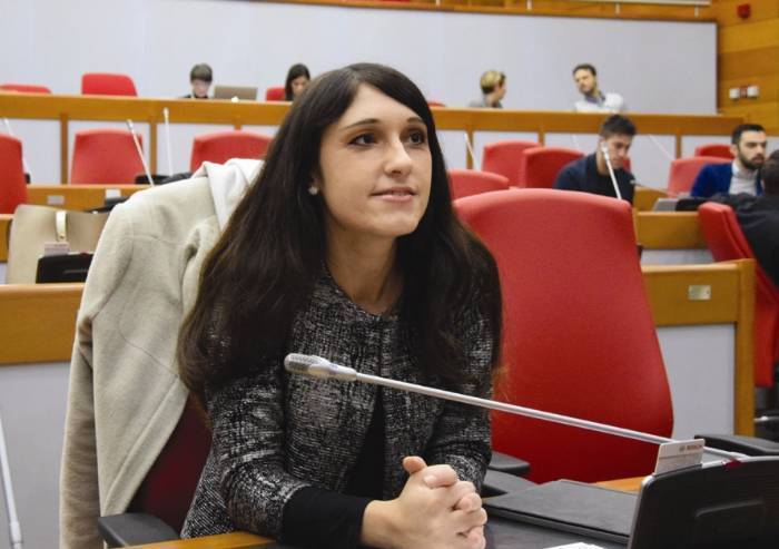 'Inciucio Pd-M5S: Piccinini eletta vicepresidente Commissione Sanità'