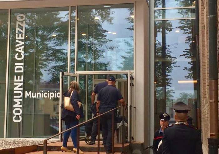 'Attenzione c'è una bomba in Comune', ma non è vero: denunciato 55enne