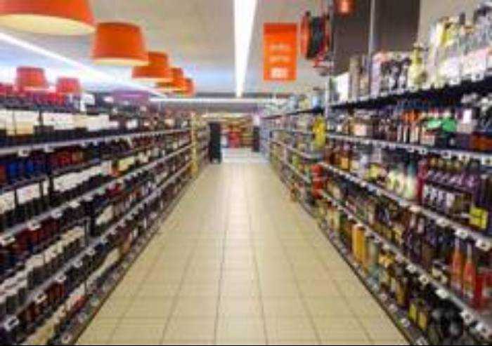 Aperture a Natale, sindacati contro le liberalizzazioni