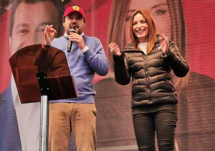 Salvini infiamma Maranello: 'Stravinciamo in Emilia Romagna'