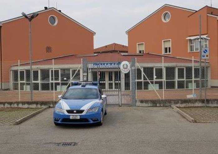 Carpi, tentata rapina in tabaccheria: la polizia ferma i banditi