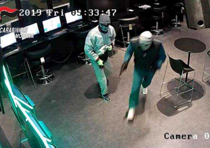 Guardia favorì rapinatori: arrestato 30enne modenese