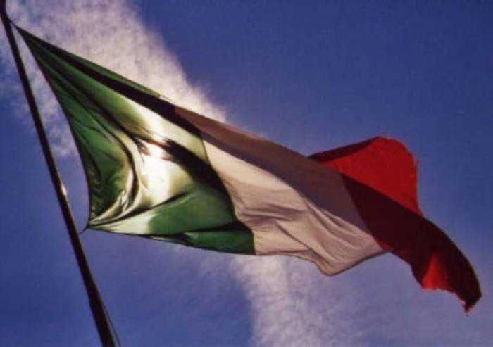 L'Italia non è Paese sovrano: doppia subalternità. Basta saperlo