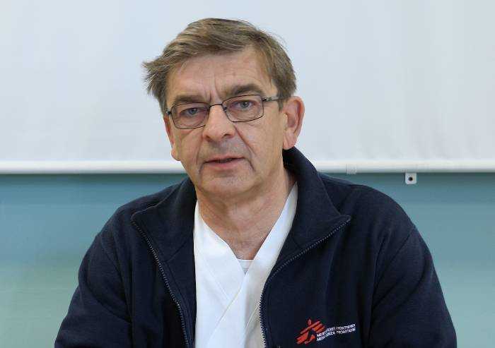 L'infettivologo: 'In pensione da tre mesi: sono tornato in servizio'