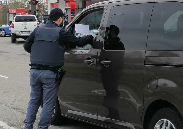 Autocertificazione: il modulo cambia ancora