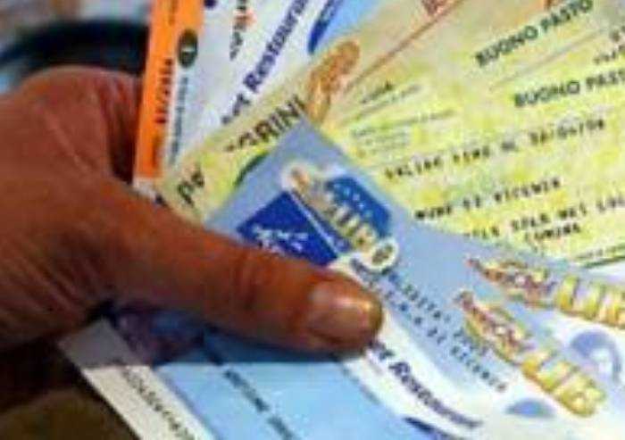 Buoni spesa, a Modena si richiedono on-line da lunedì