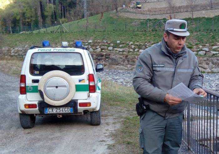 Covid, Bastiglia: addestrava cane da caccia sull'argine. Sanzionato