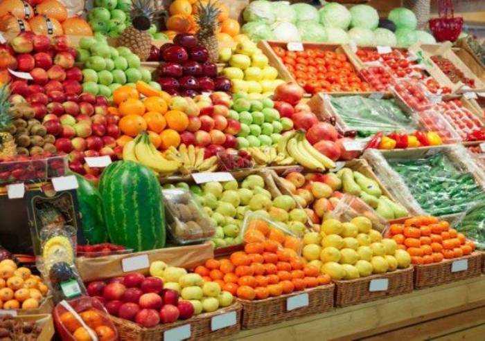 Coronavirus, prezzo frutta sale 40 volte l'inflazione