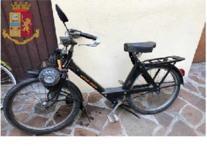 Officina chiusa per Covid: 'svuotata' da due giovani ladri