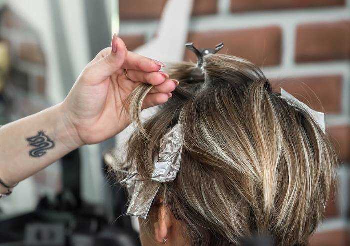 Coronavirus, Regione detta regole per la riapertura dei parrucchieri