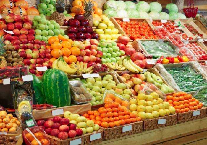 Coronavirus, prezzi di frutta e verdura alle stelle