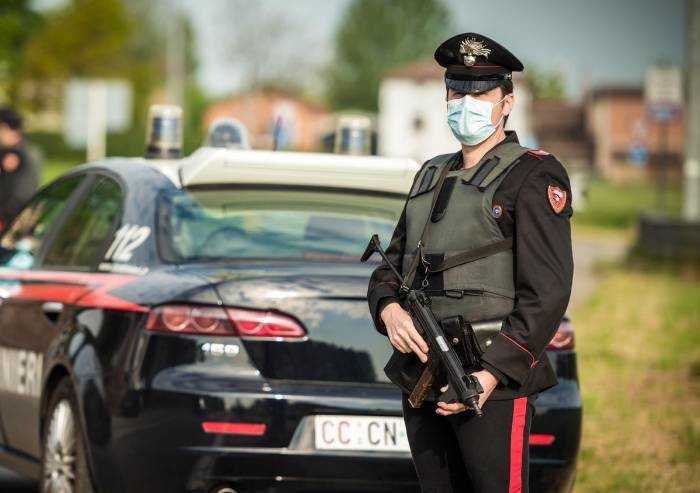 Latitanti, ladri e spacciatori: due arresti e un furto sventato dai CC