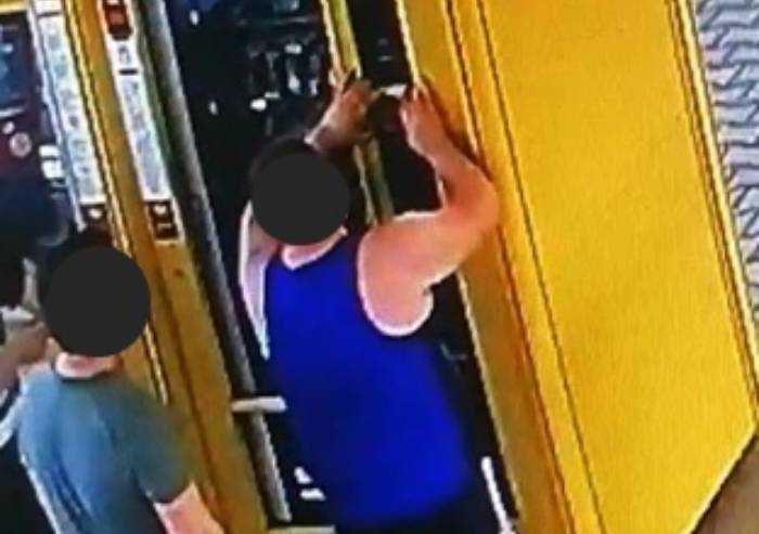 Furti nelle stazioni Eni, denunciati due moldavi e un rumeno