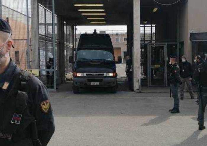 'Carcere Modena, dopo rivolta e morti, siamo ancora in alto mare'