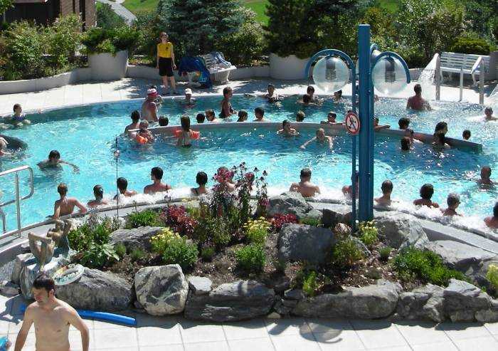 Nuova ordinanza Bonaccini, riaprono centri termali e centri benessere