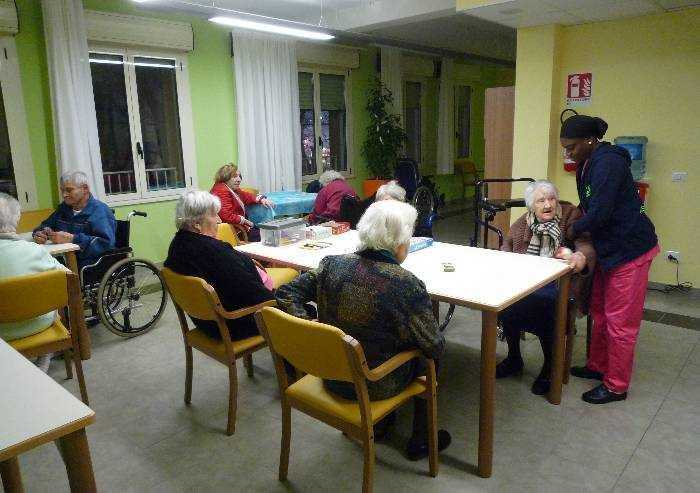 Ordinanza covid, da lunedì le cra riaprono ai parenti degli anziani