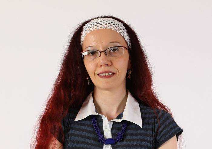 Giunta Modena, si dimette l'assessore Debora Ferrari