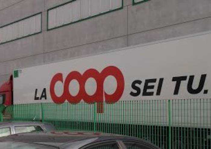 Coop, accuse di 'caporalato'. Alleanza 3.0: 'Critiche inaccettabili'