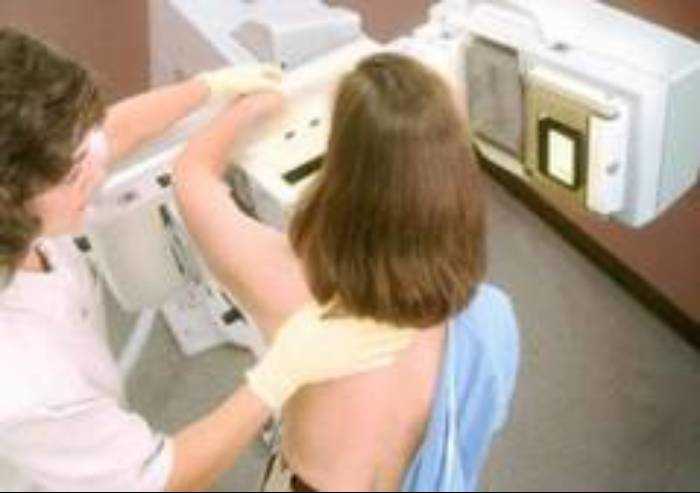 Lo screening mammografico riprende in tutte le sedi