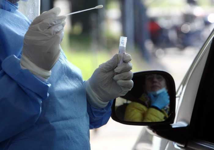 Coronavirus, 53 contagiati in un giorno. Focolaio alla Tnt di Bologna