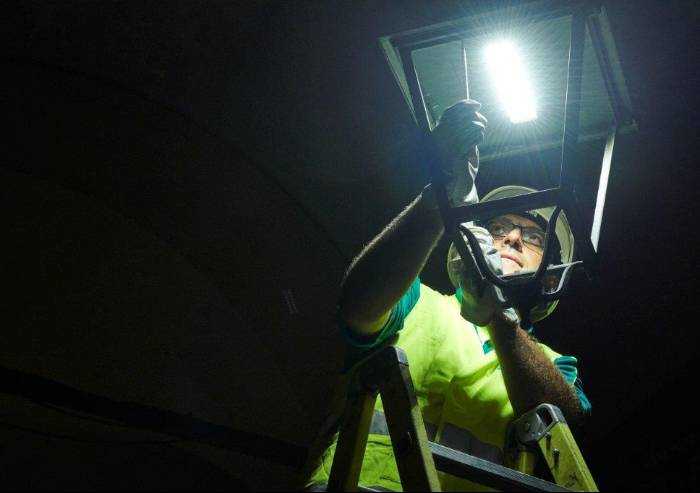 Modena, Hera Luce: nuova illuminazione per viale Montecuccoli