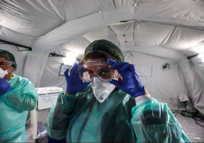 Covid, 51 contagiati in un giorno in Emilia Romagna. Solo 2700 tamponi