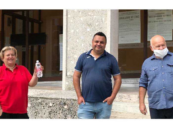 'Far Pro di Spilamberto, qui la mascherina si usa per le puzze'